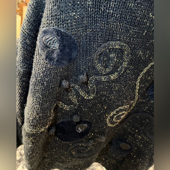 Vintage 80s Women’s Extra Touch Black & Metallic Puffy Knit Sweater Size 42/22W - Picture 2 of 9
